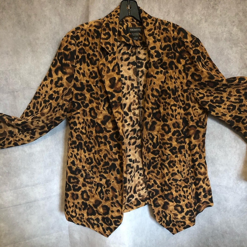 Leopard print light weight jacket